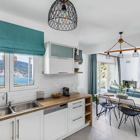 Βίλα Ninemia In *