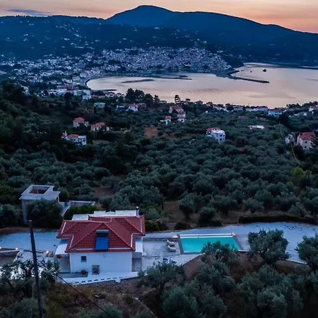 Ninemia In * Skopelos Town